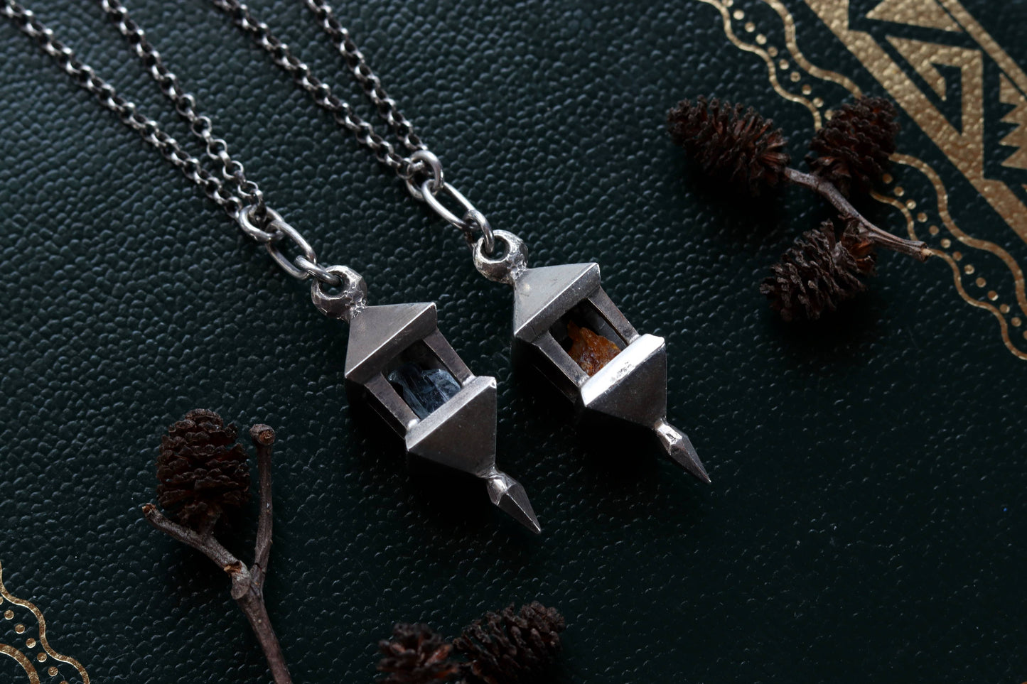 Lantern - Necklace