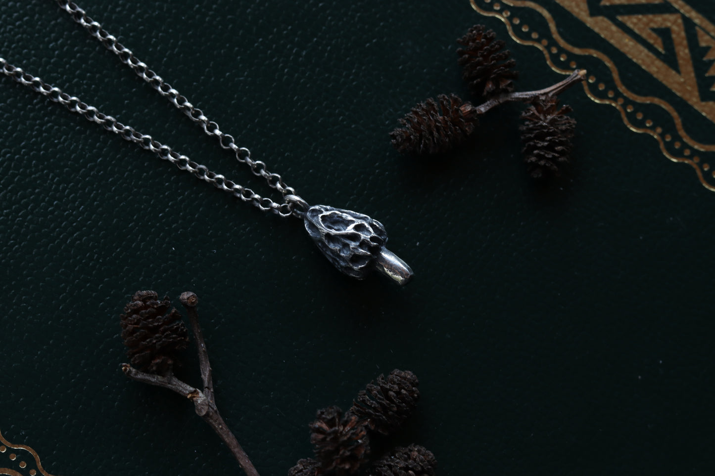 Morel - Necklace