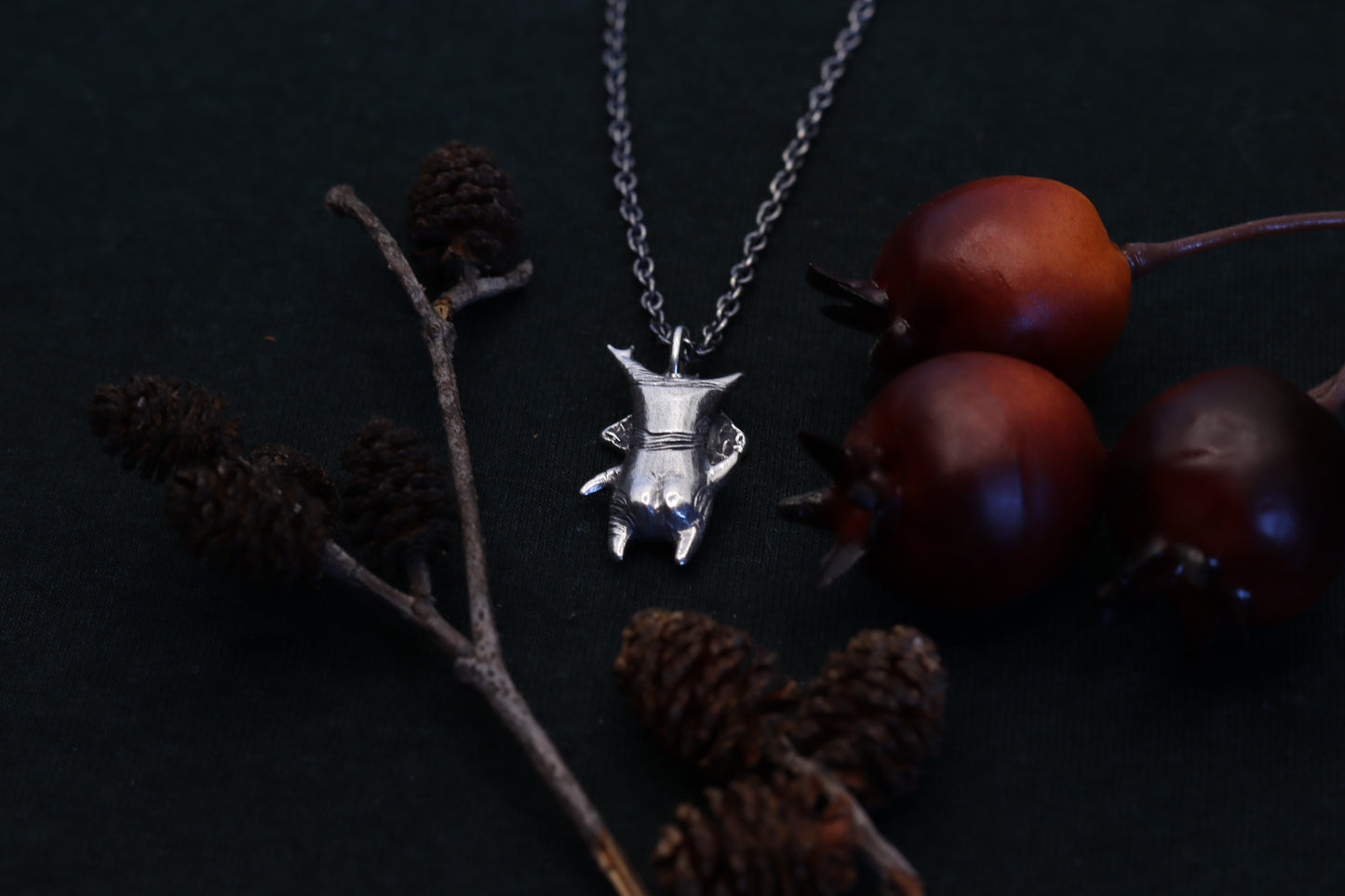 Elm leaf Korok - Necklace