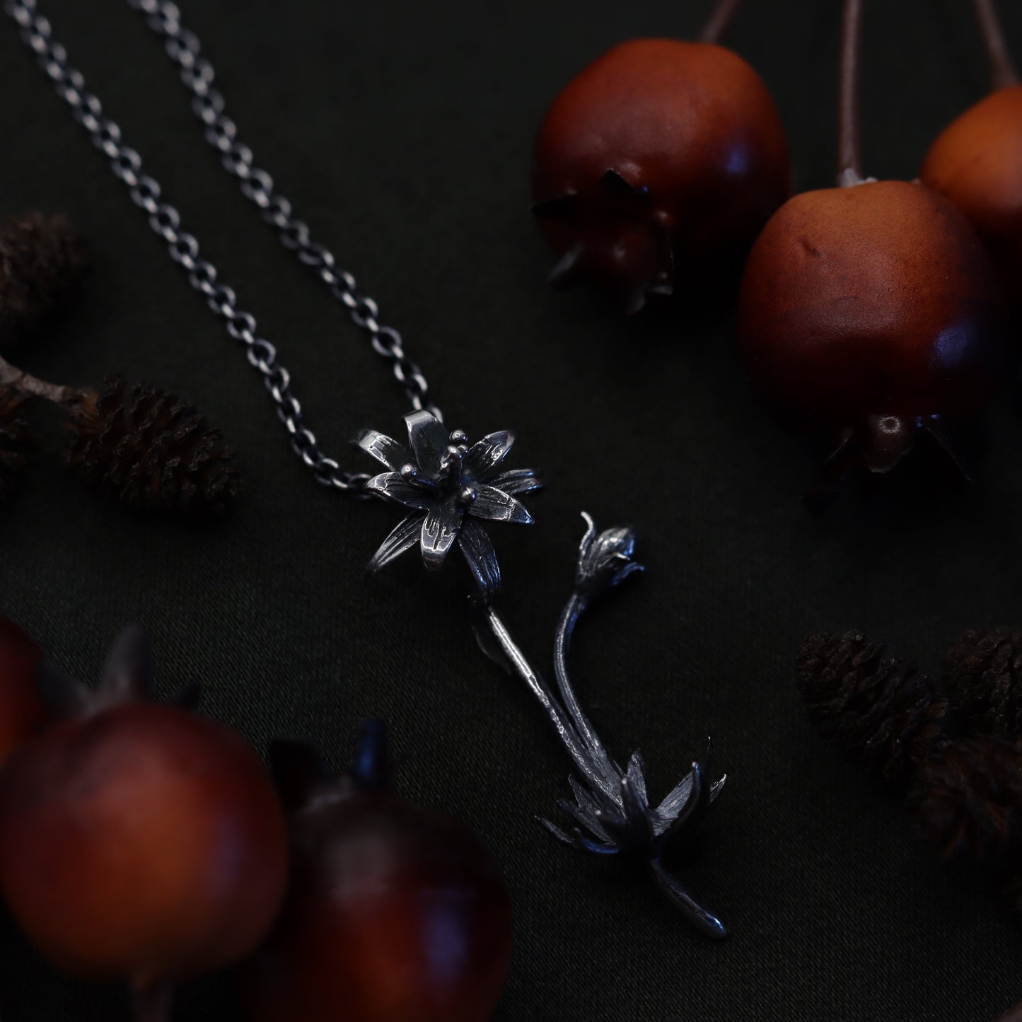 Silent Princess - Necklace