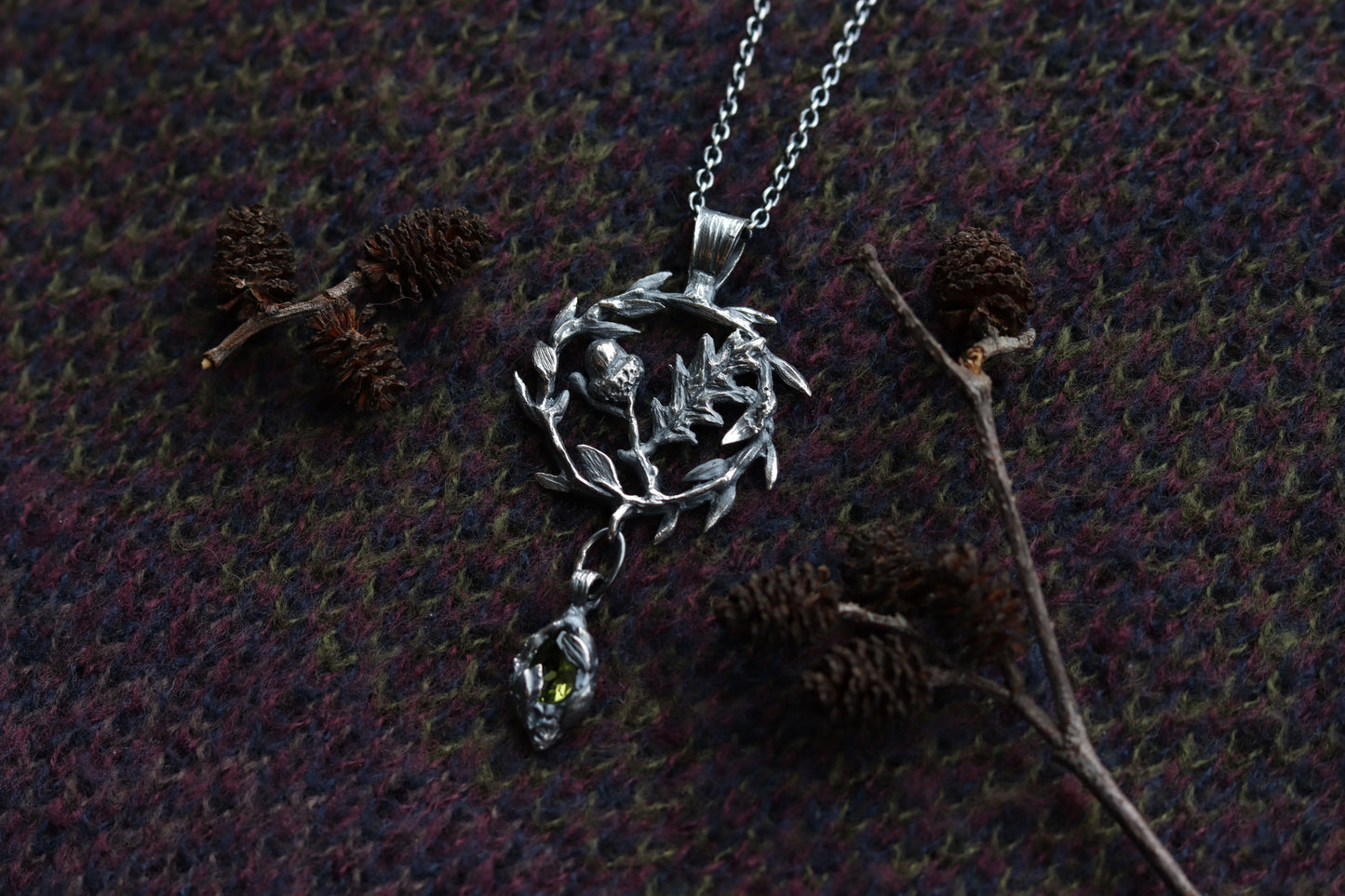 Oak tree talisman - Necklace
