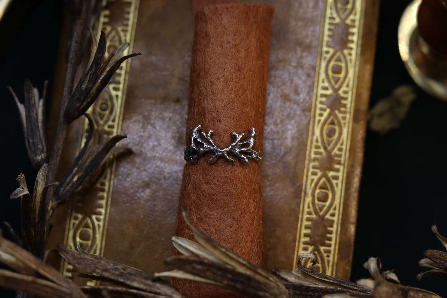 The DarkWood Ring