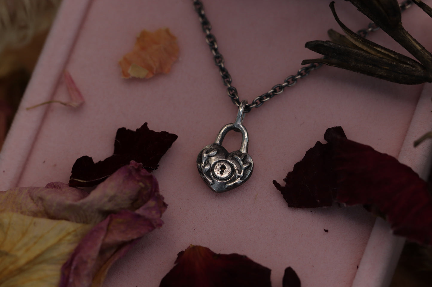 Secret Locket - Necklace