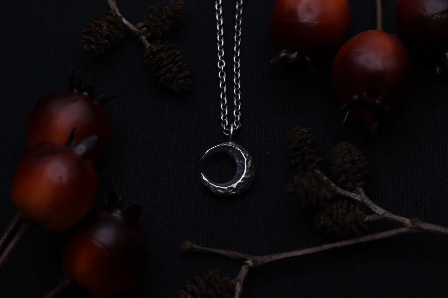 Moon - Necklace
