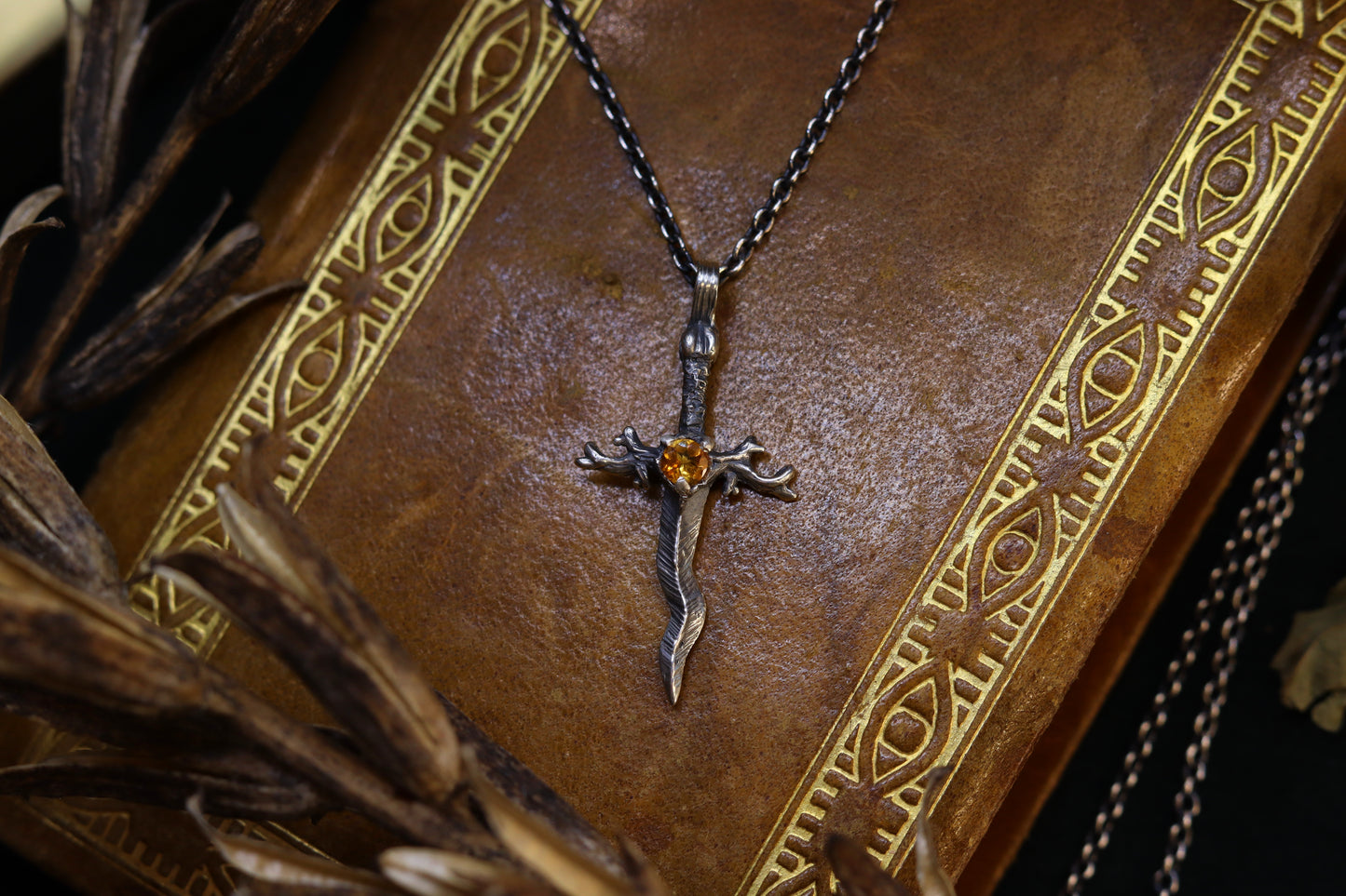 The Buttercup Dagger - Necklace