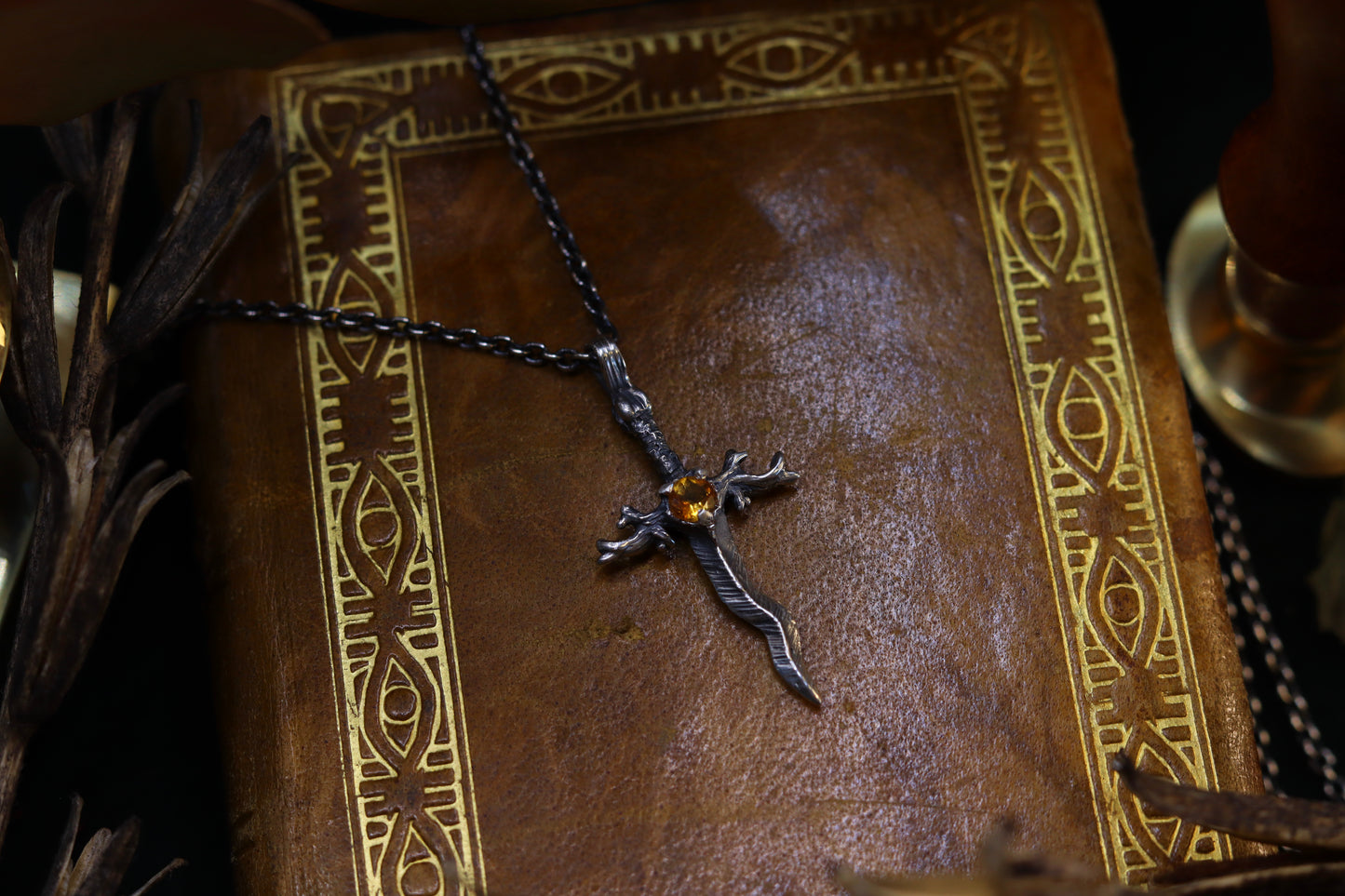 The Buttercup Dagger - Necklace