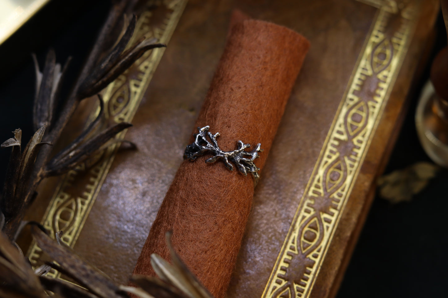 The DarkWood Ring