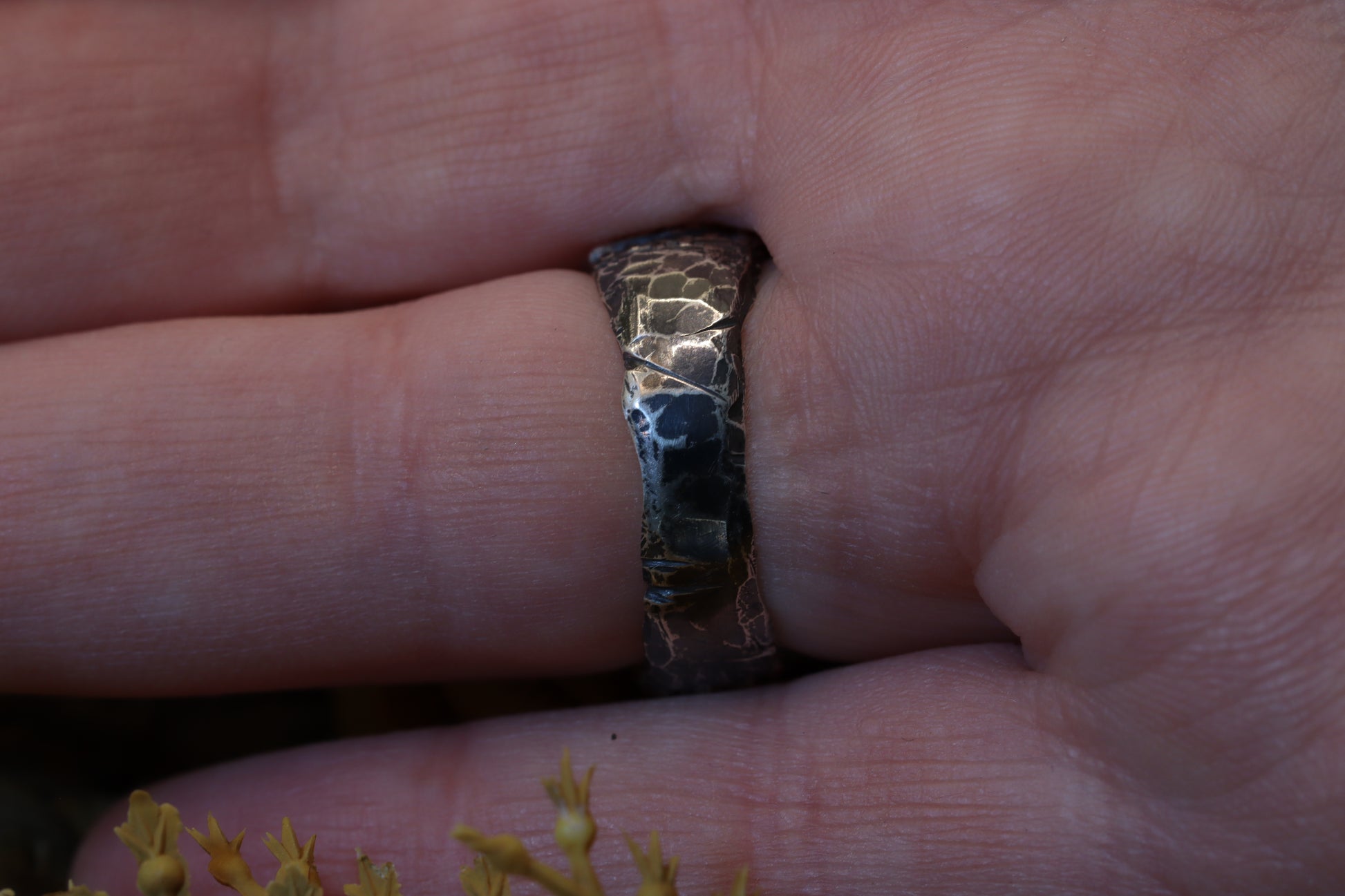 The Oblivion Gate ring underside